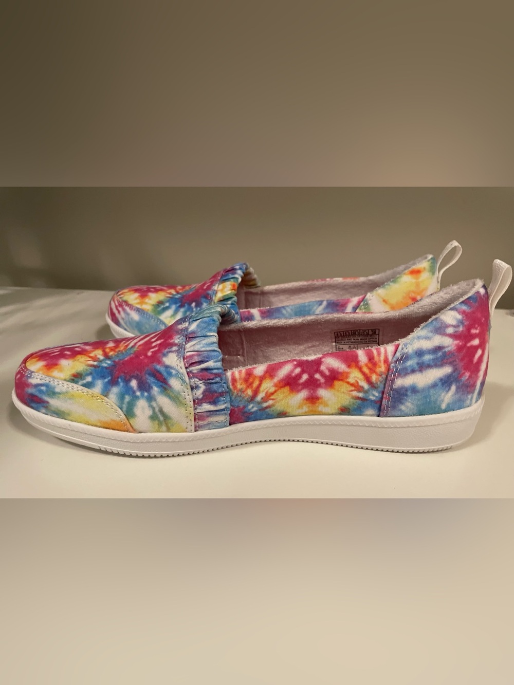 NWOT Skechers Madison Avenue To Dye For Tie-Dye Slip-On Shoes - Picture 3 of 7